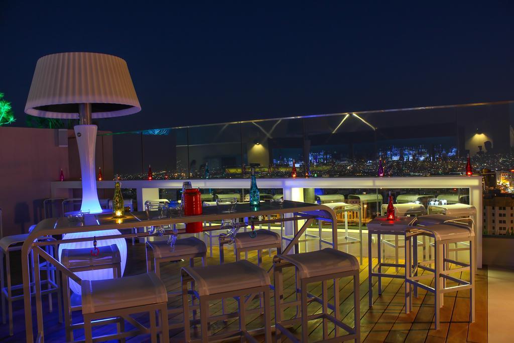 ホテル リージェンシー パレス アンマン エクステリア 写真 Skyline Bar