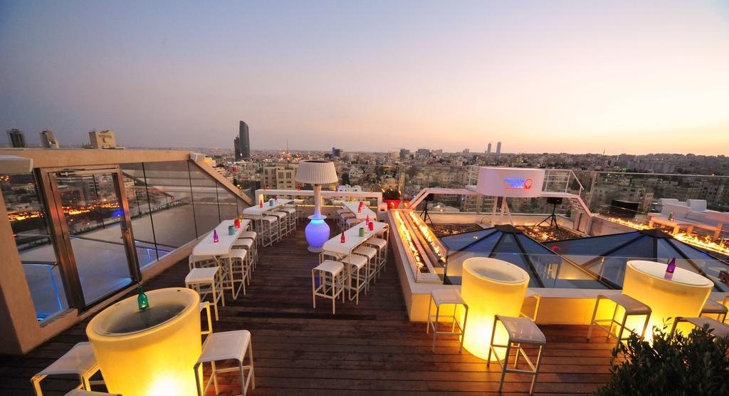 ホテル リージェンシー パレス アンマン エクステリア 写真 Skyline Bar