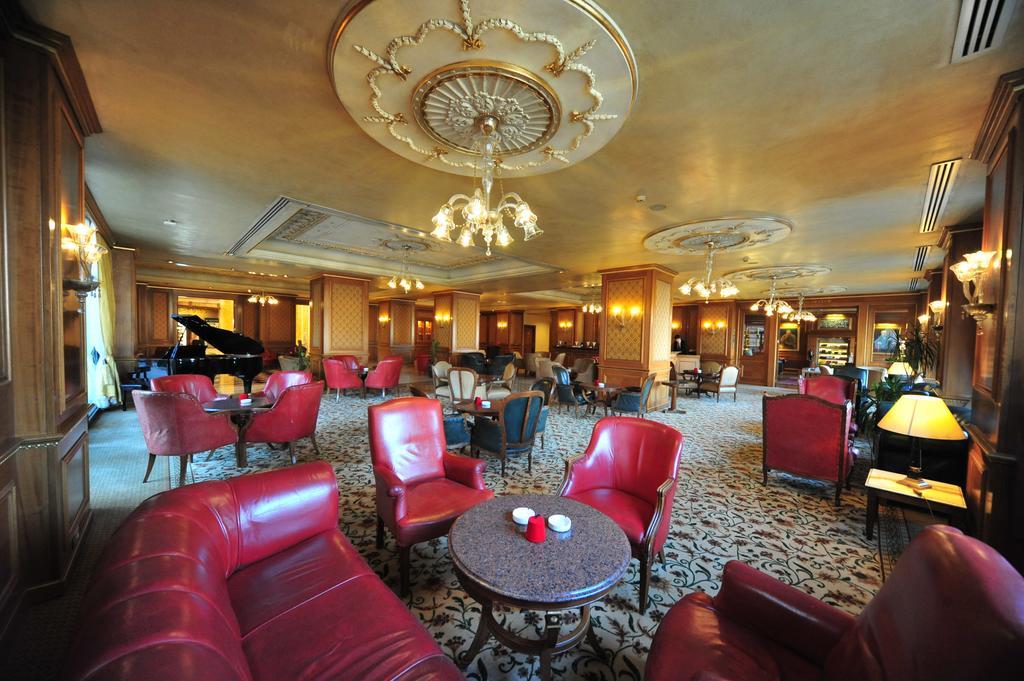 ホテル リージェンシー パレス アンマン エクステリア 写真 The lobby of the hotel